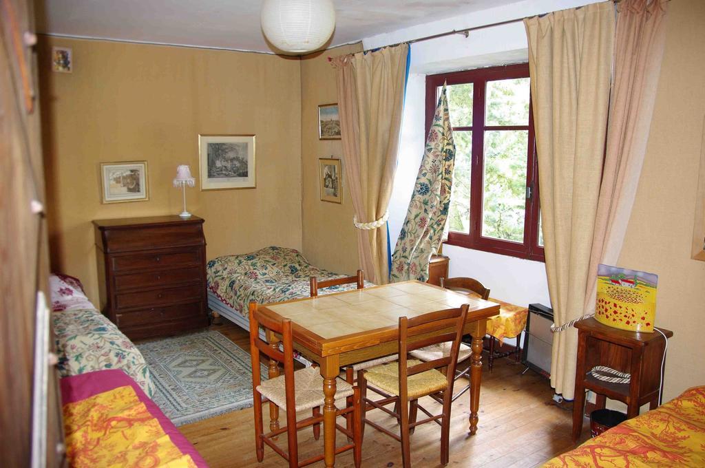 Chateau De Vermette Hotel La Chapelle-Gaudin Quarto foto